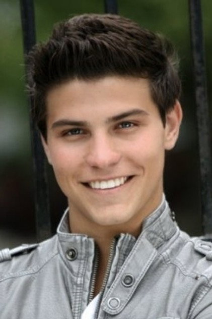Luke Bilyk - 5
