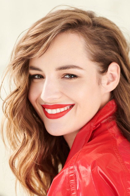 Louise Bourgoin - 11