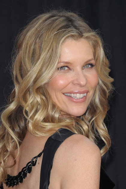 Kate Vernon - 5