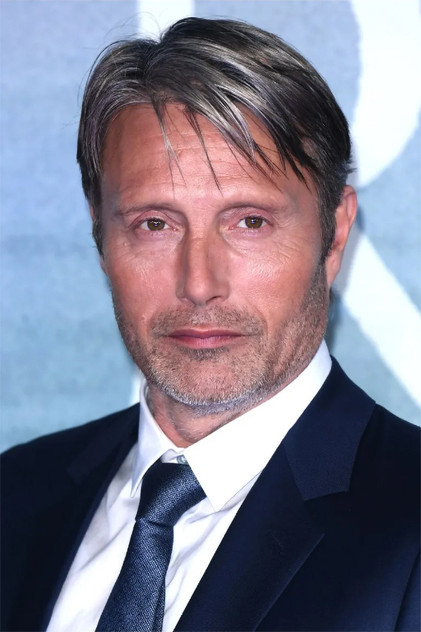 Mads Mikkelsen - 6