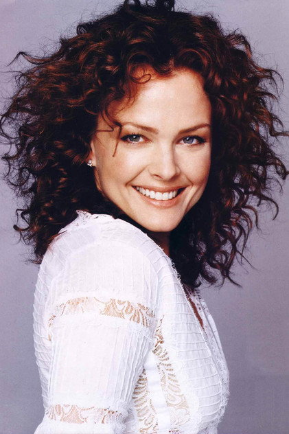 Dina Meyer - 10