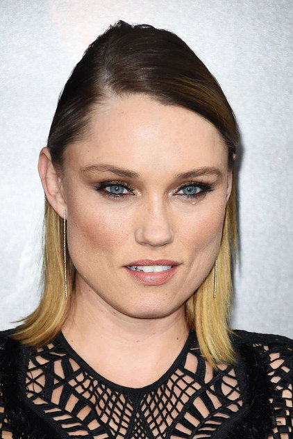 Clare Grant - 8