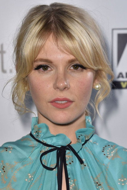 Hannah Arterton photo 2