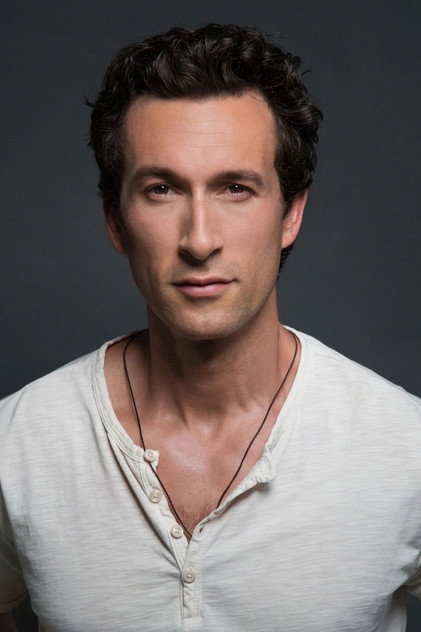 Aaron Lazar photo 5