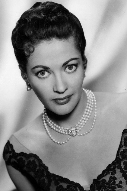 Yvonne De Carlo - 4