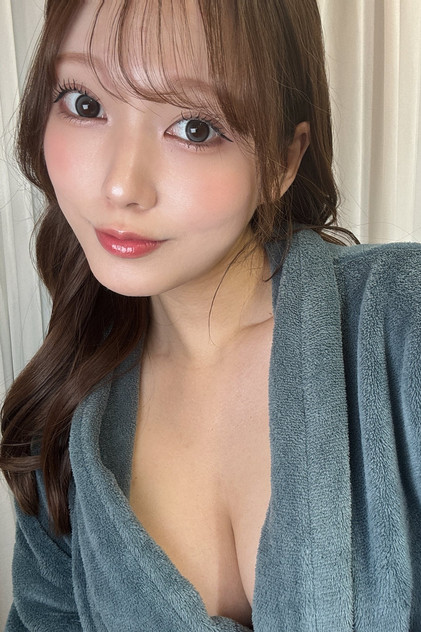 碓井せりな photo 3