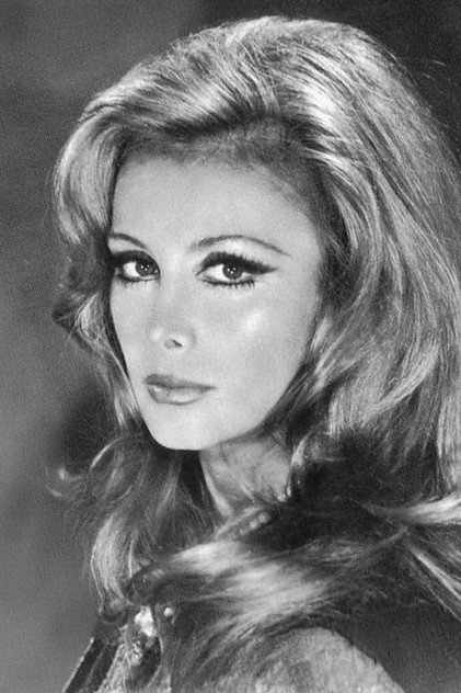 Filiz Akın - 12