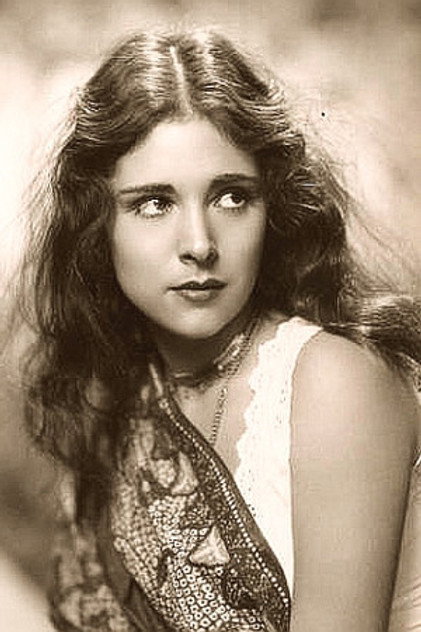 Dorothy Janis photo 2