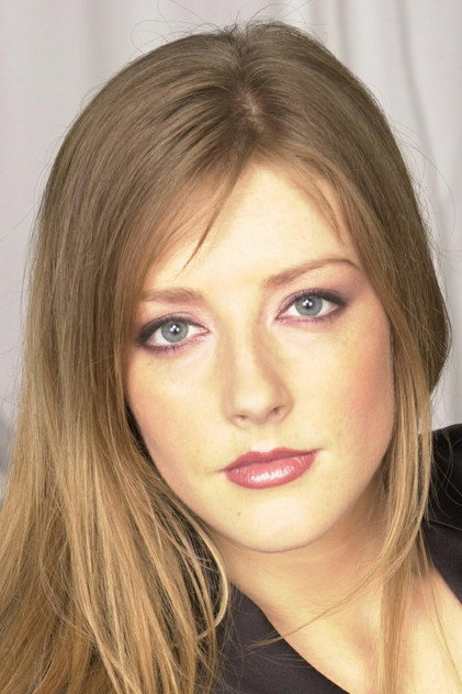 Jennifer Finnigan - 5