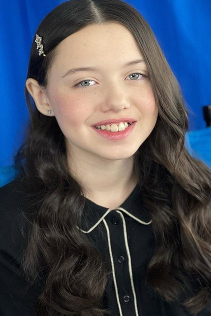 Violet McGraw - 14