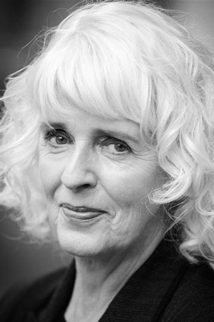 Julia Dearden - 4