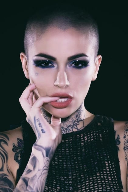 Image of Leigh Raven