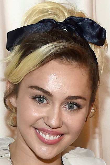 Miley Cyrus - 18