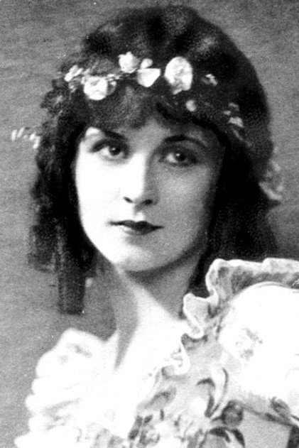 Anne Cornwall - 4