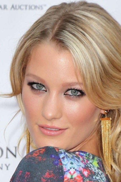 Ashley Hinshaw - 6