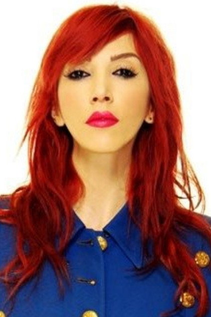 Hande Yener photo 2