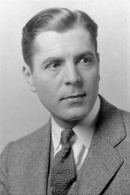 Warner Baxter - 4