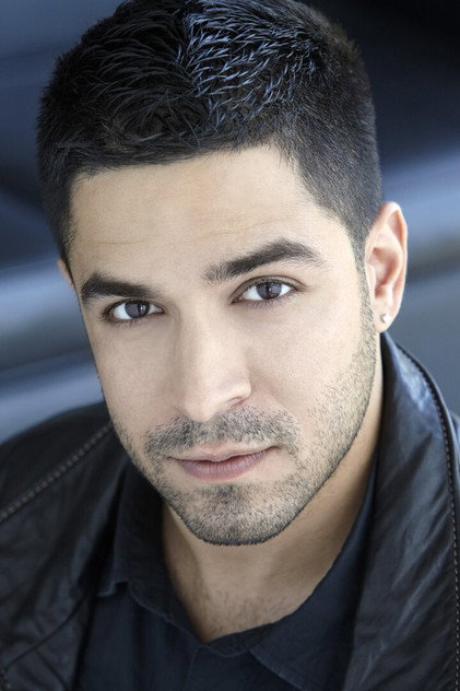 Elias Edraki photo 3