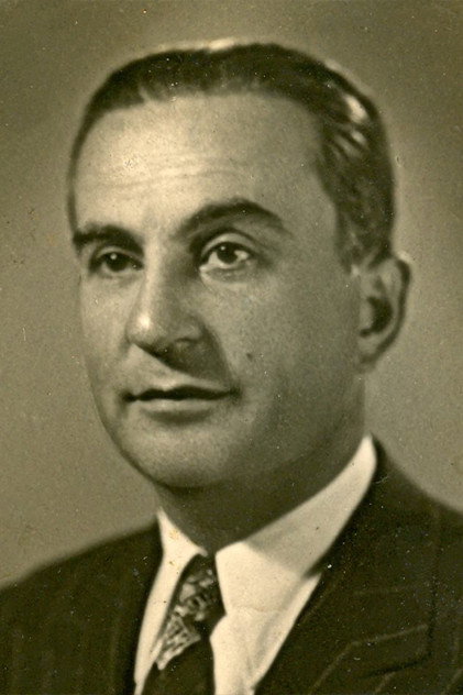 Image of Münir Nurettin Selçuk