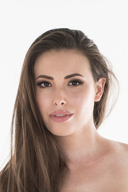 Casey Calvert photo 4