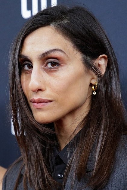 Аватар персоны Durga Chew-Bose