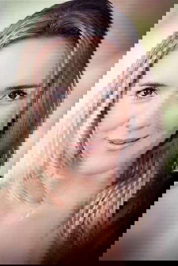 Pandora Clifford