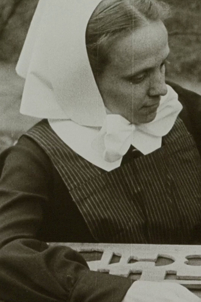 Sprechende Hände. Das Taubstummblinden-Heim in Nowawes bei Potsdam poster