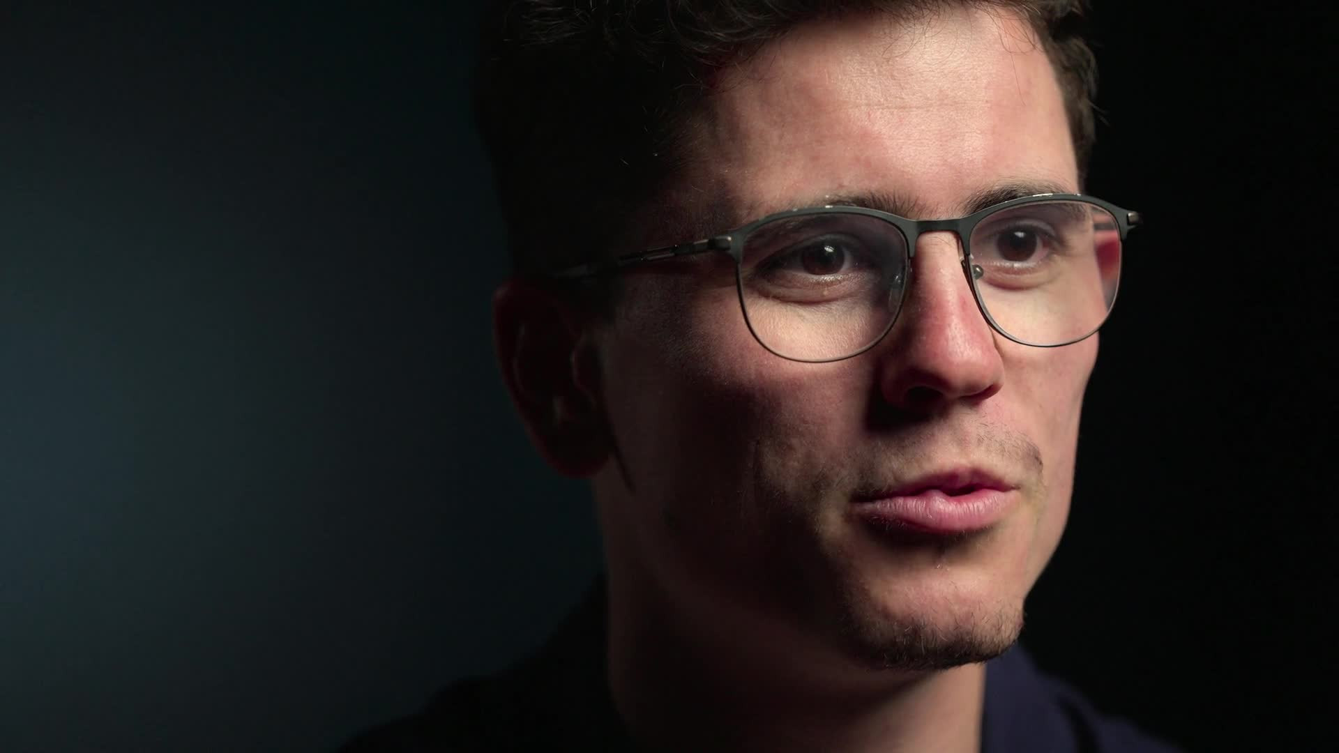 Tour de Francia: En el corazón del pelotón 1×7