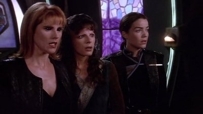 Babylon 5 4×1 – The Hour of the Wolf