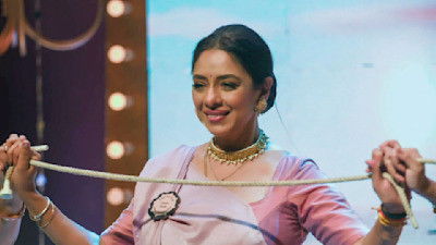 Anupama Shines on Stage