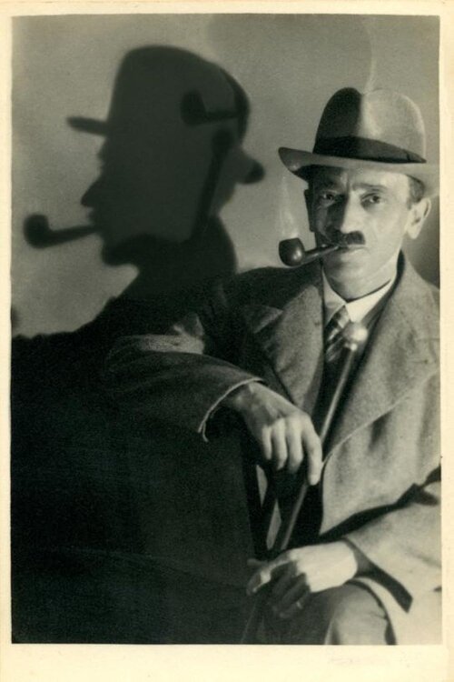 Poster de A Tale Beginning in Three Rooms