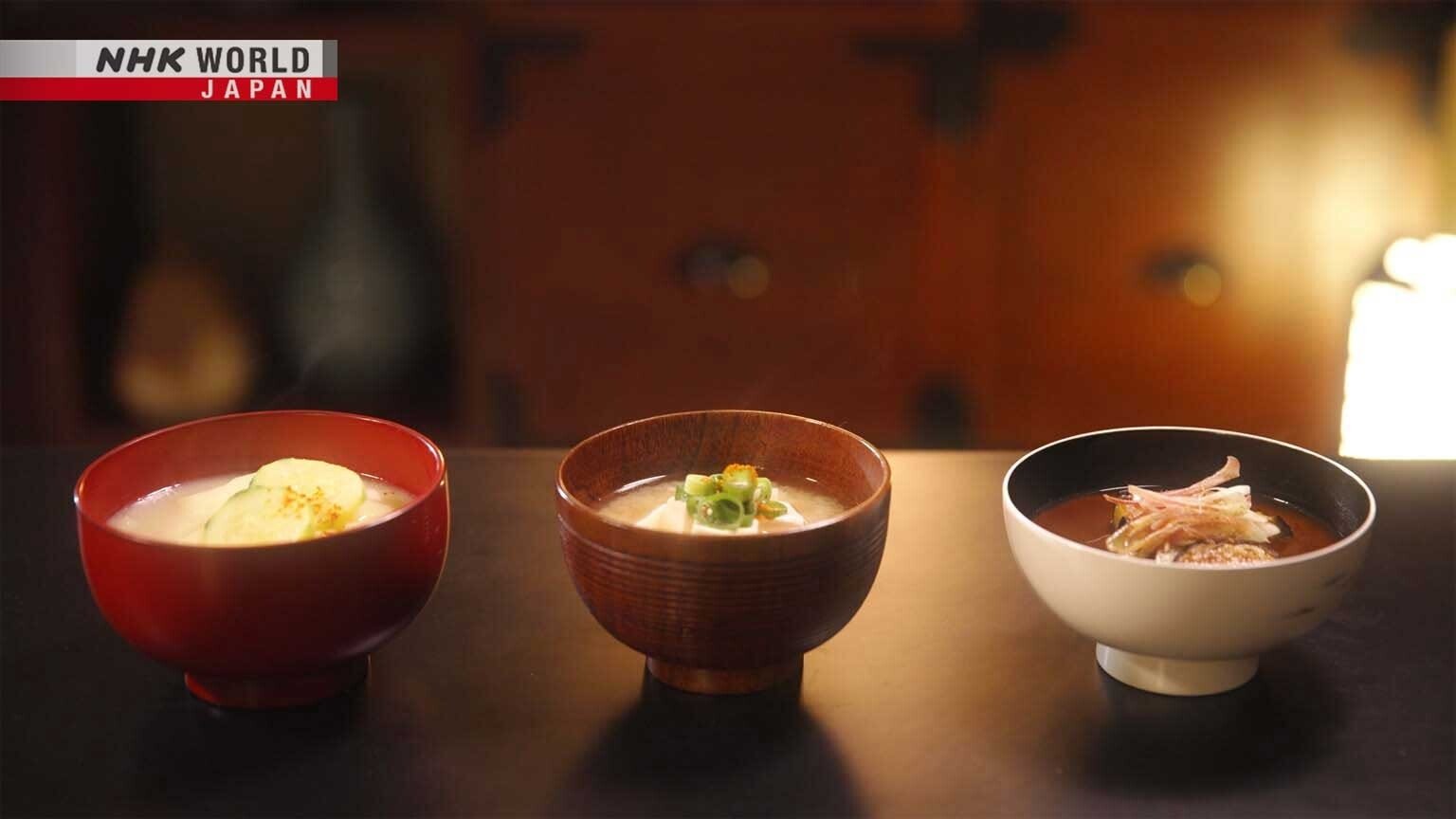 Authentic Japanese Cooking: Three Types of Miso Soup