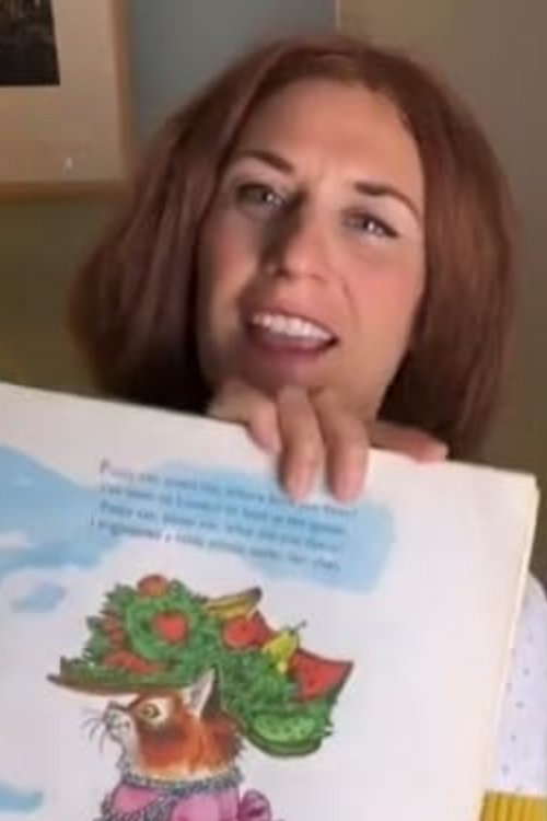 Poster de Nestle Into My Nook