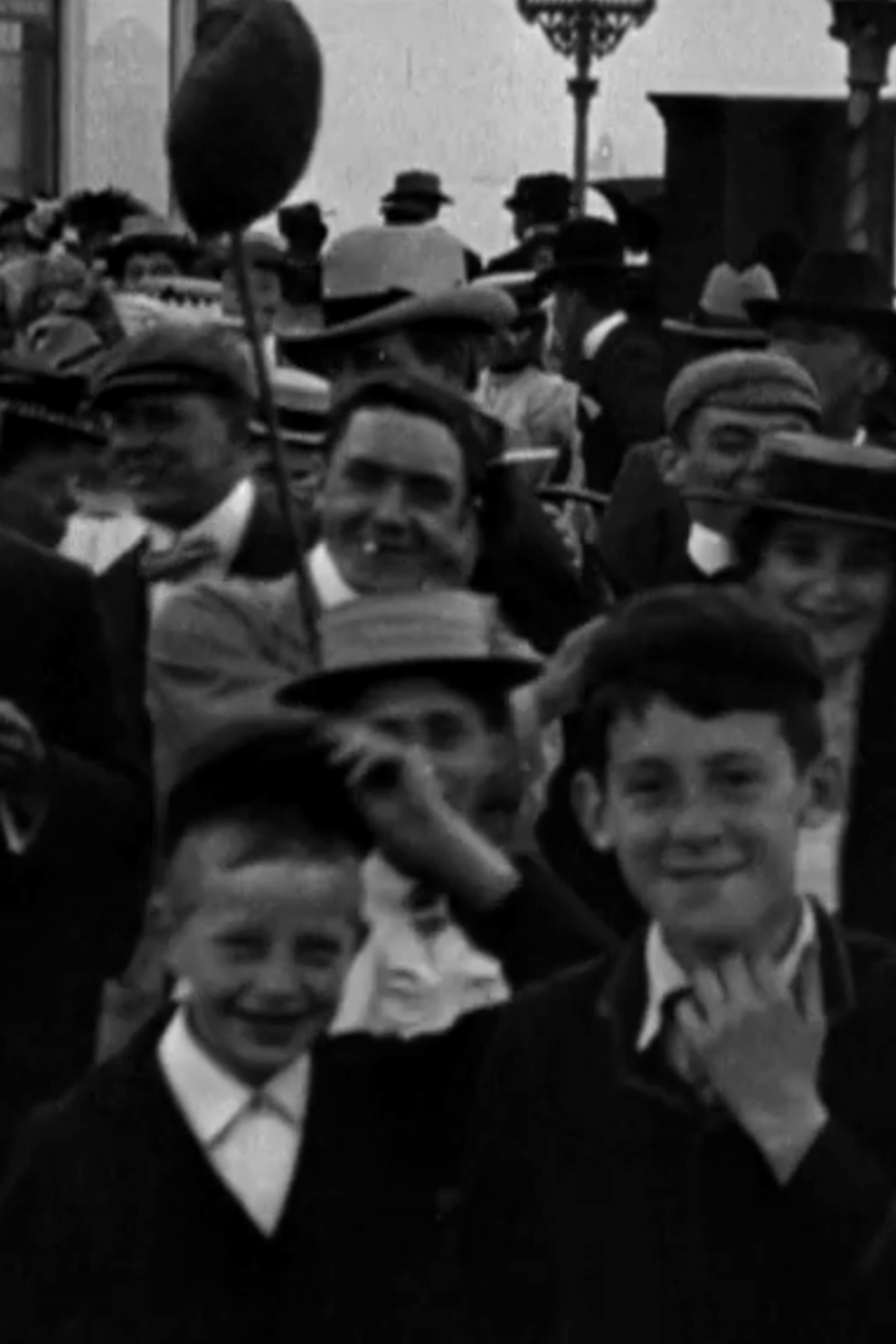 Poster de Parade on West End Pier, Morecambe
