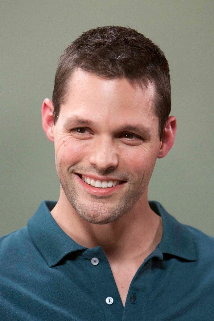 Foto de Justin Bruening