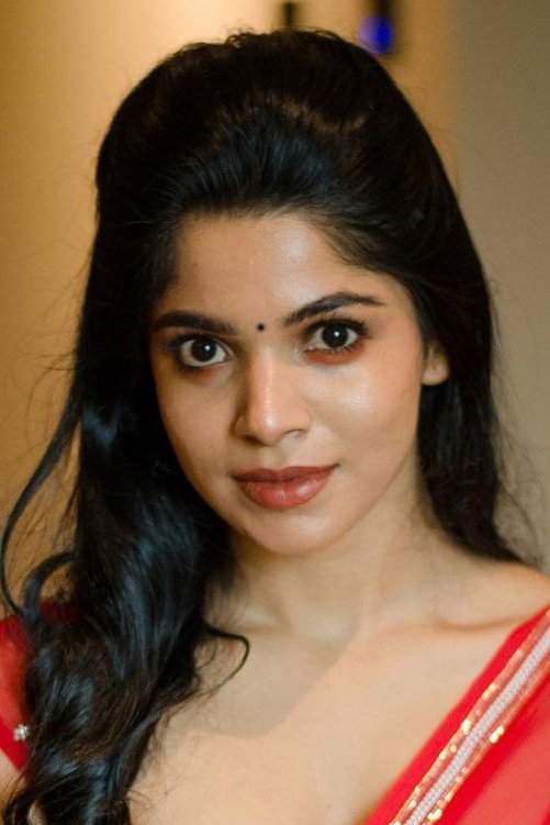 Foto de Divyabharathi