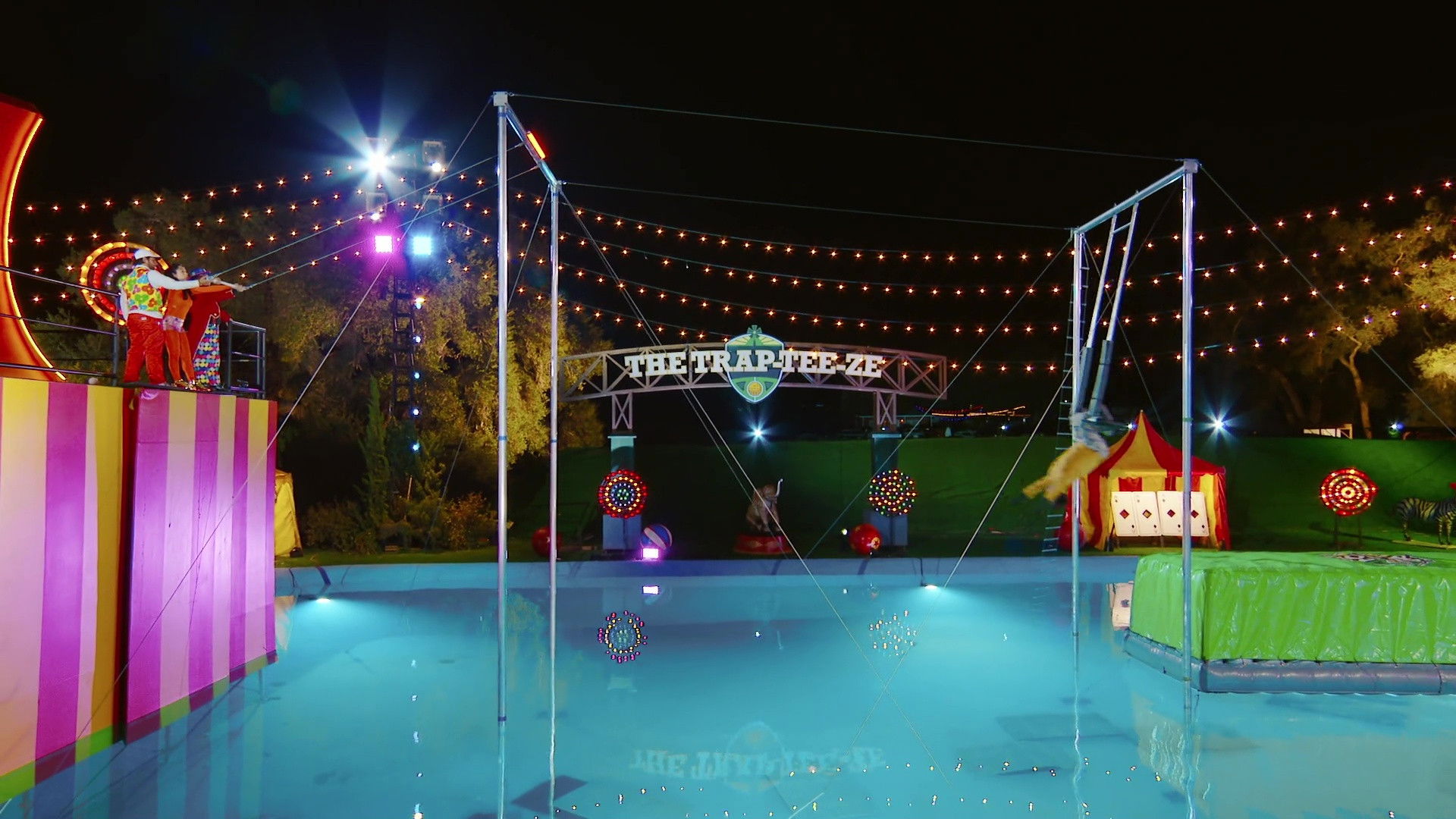 Holey Moley, It's the Muppets!