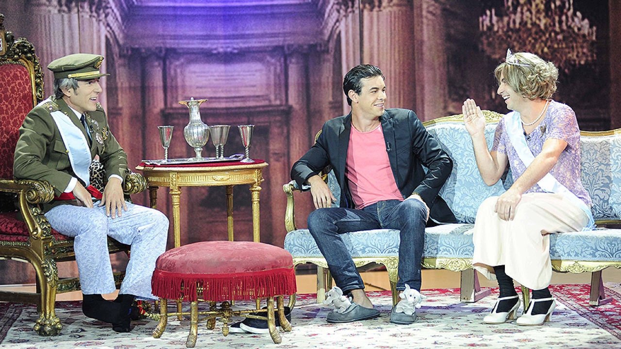 Los viernes al show