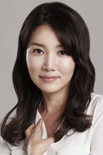 Foto de Yoon Ji-sook