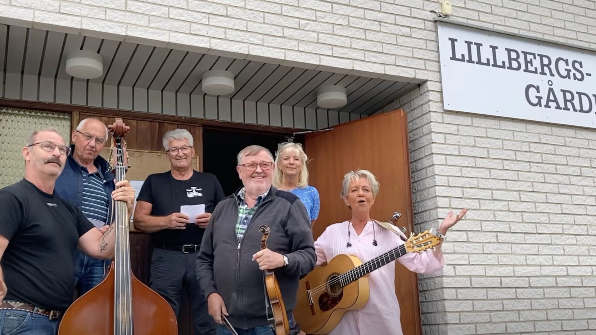 Spelkväll på Lillbergsgården