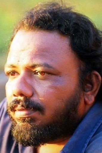 Foto de A K Lohithadas