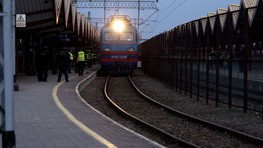 3/6/2022: Platform 4, State of the Pandemic, Flying Blind