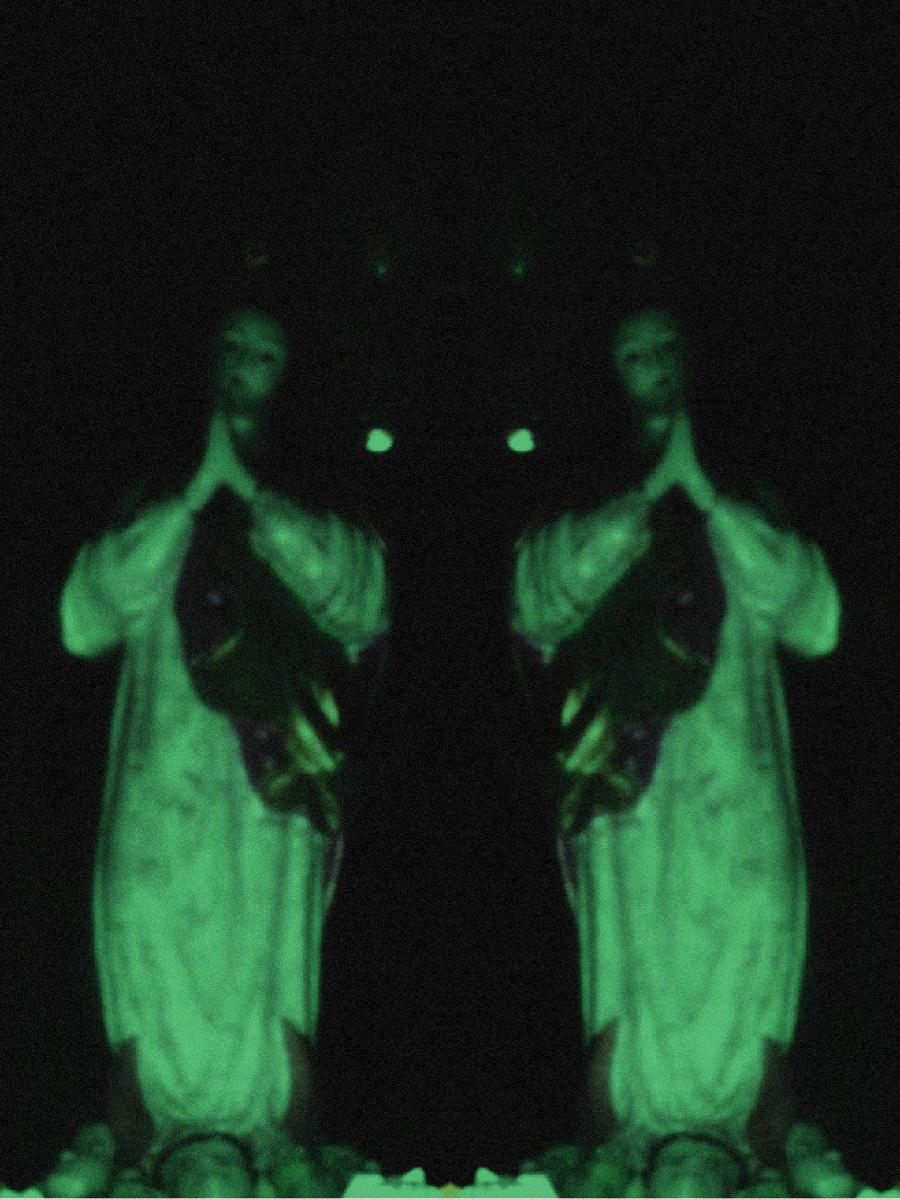 Poster de In Home God Remains