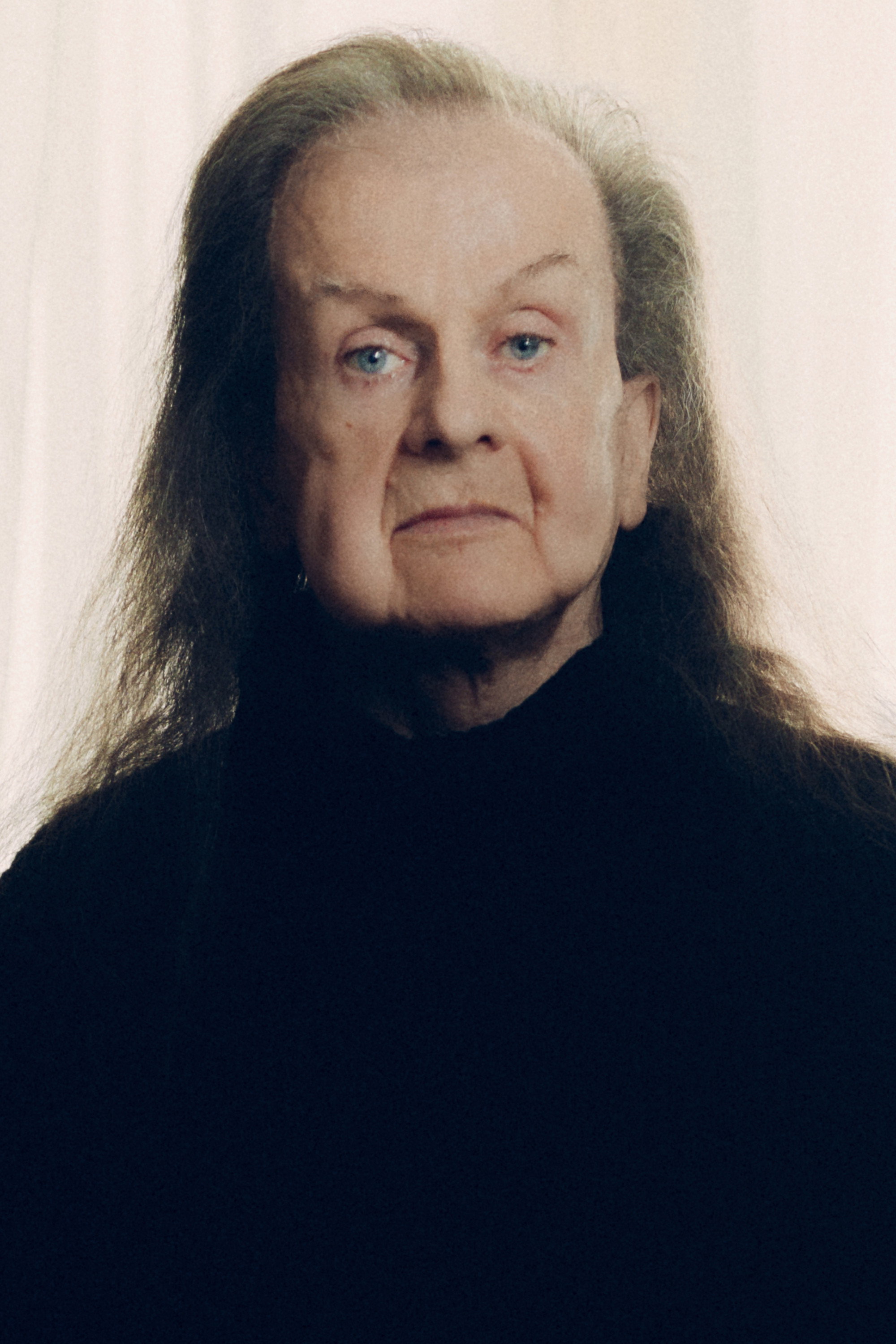 Hélène Trésore Transnationale