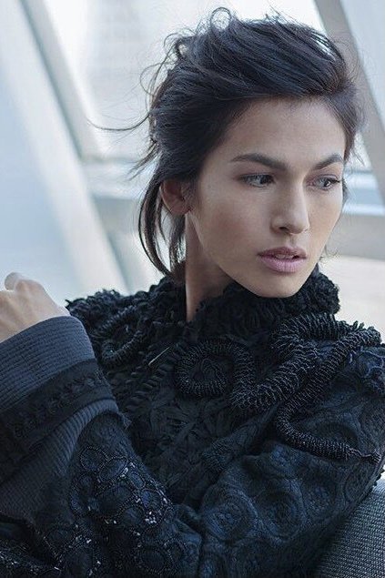 Foto de Elodie Yung