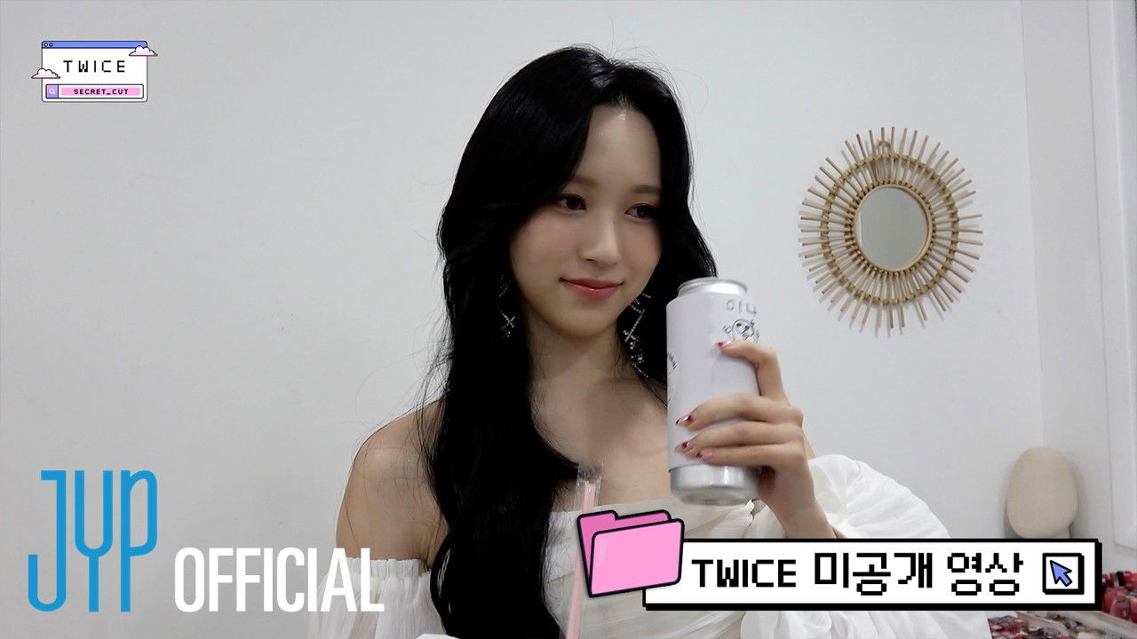 The secret behind the drawing in the green room