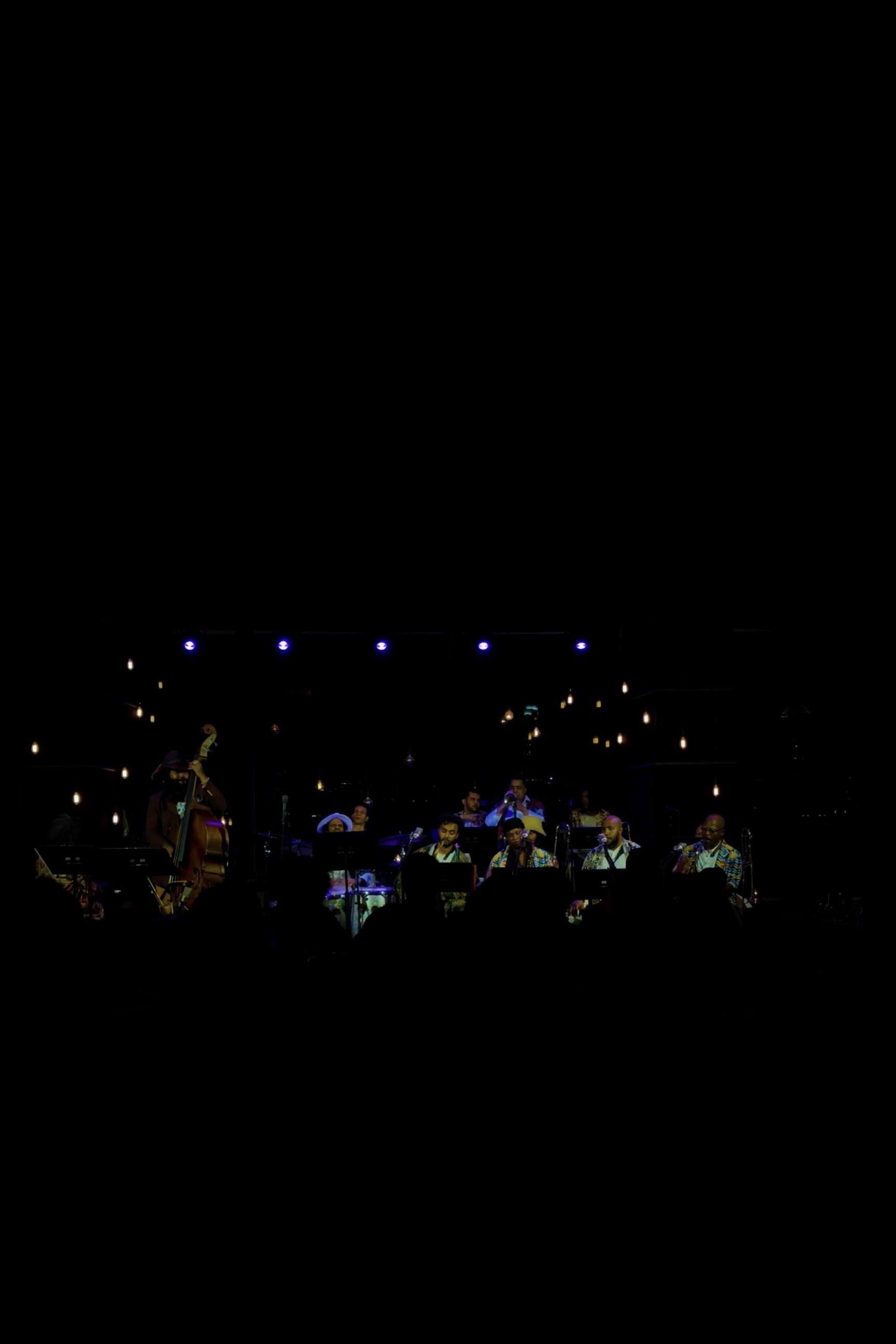 Poster de 3 Minutes with a 12 Piece Band