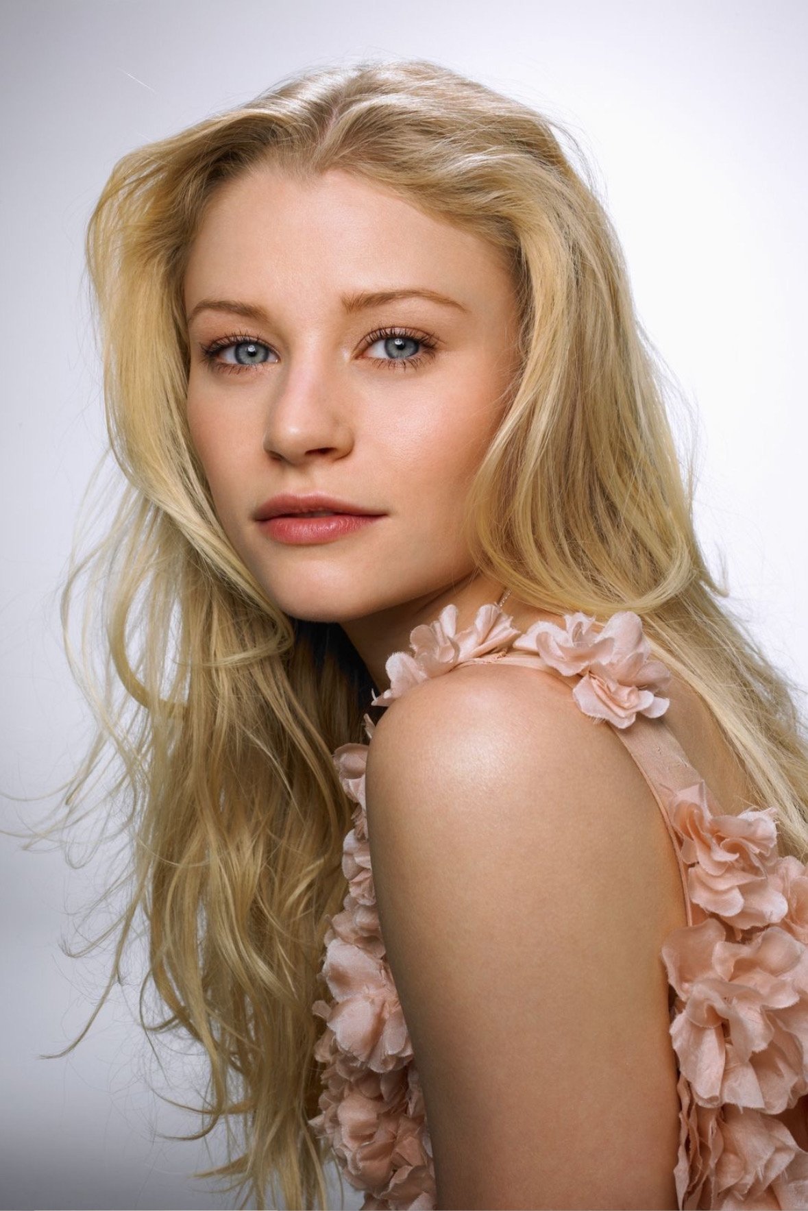 Foto de Emilie de Ravin
