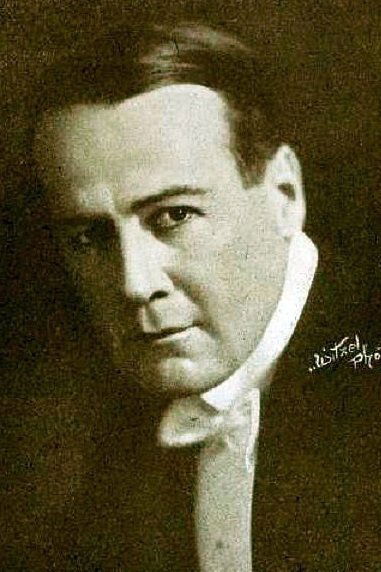 Foto de Phillips Smalley
