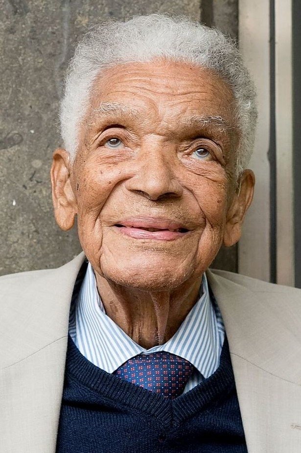 Foto de Earl Cameron
